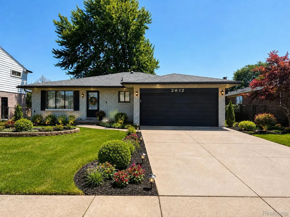 2612 Michael Drive Sterling Heights City, MI 48310