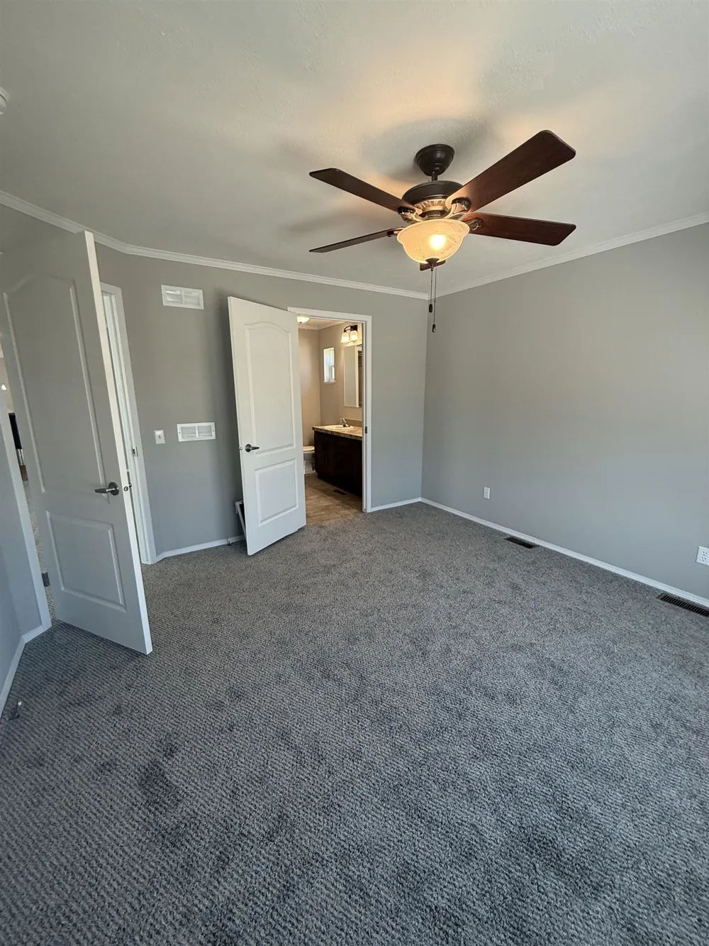 1211 Wellington Union Charter Township, MI 48858