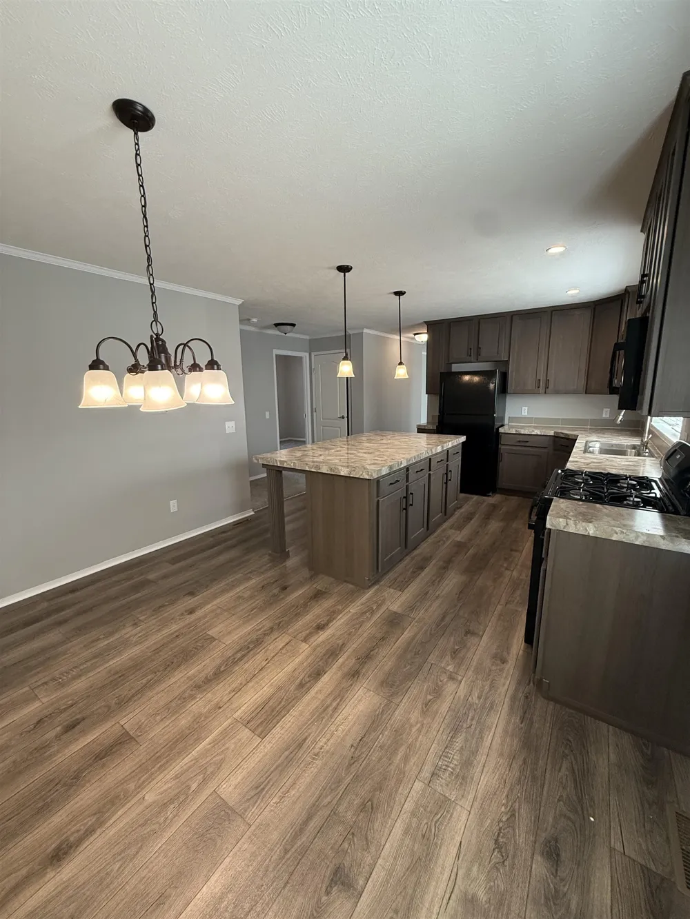 1211 Wellington Union Charter Township, MI 48858