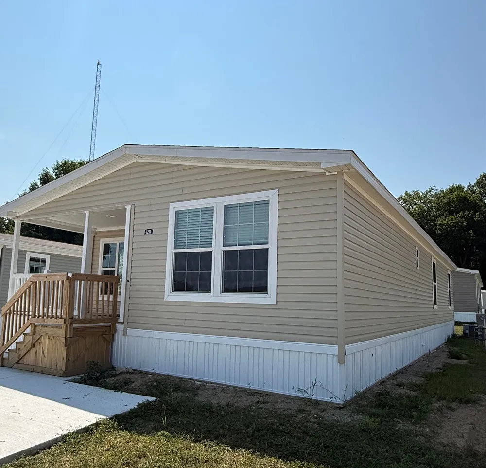 1211 Wellington Union Charter Township, MI 48858