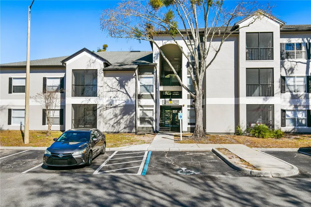 7605 PISSARRO DRIVE #13204 Orlando, FL 32819