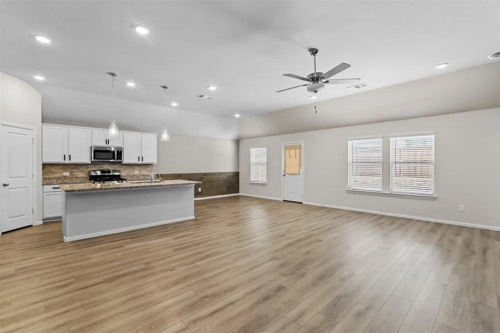 1137 Chandler Drive Crowley, TX 76036