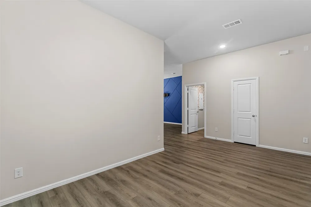 1137 Chandler Drive Crowley, TX 76036