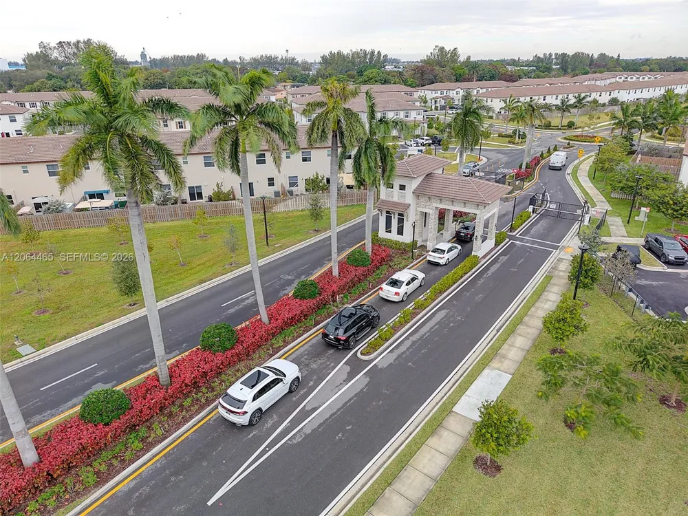 12121 NW 23rd Ct Miami, FL 33167