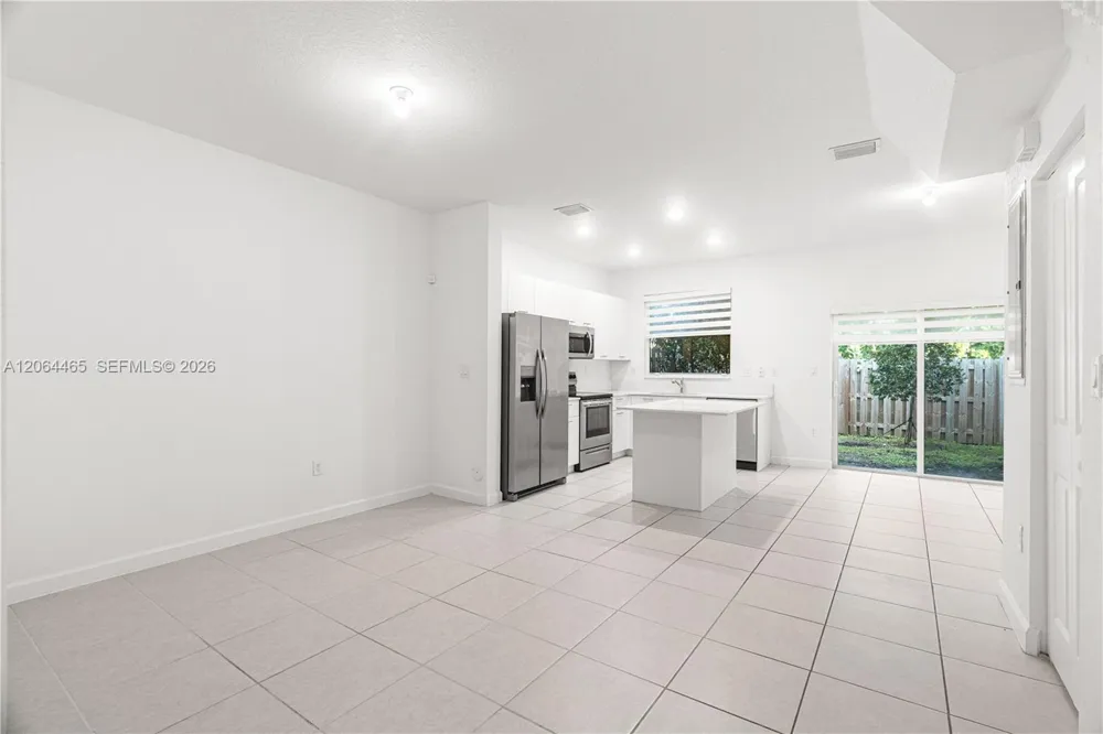 12121 NW 23rd Ct Miami, FL 33167