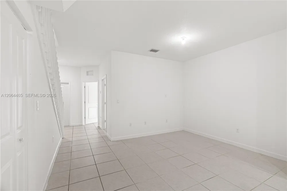 12121 NW 23rd Ct Miami, FL 33167