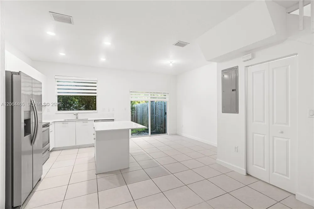 12121 NW 23rd Ct Miami, FL 33167