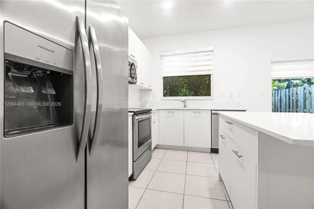 12121 NW 23rd Ct Miami, FL 33167