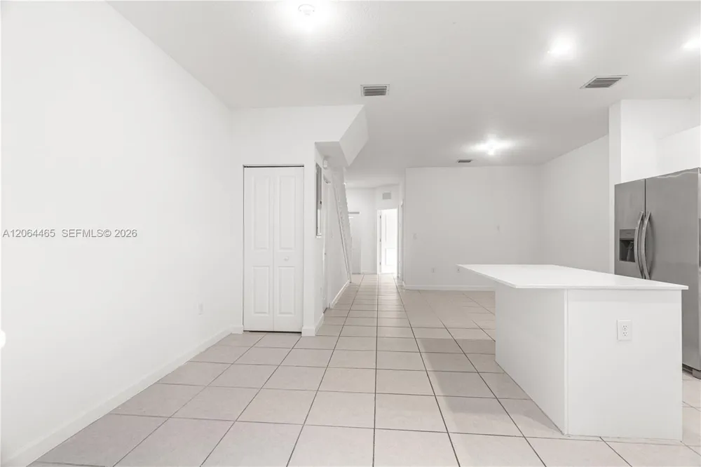 12121 NW 23rd Ct Miami, FL 33167
