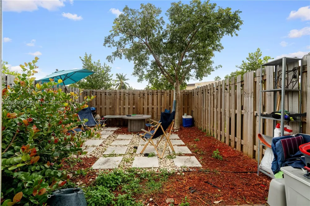 12121 NW 23rd Ct Miami, FL 33167