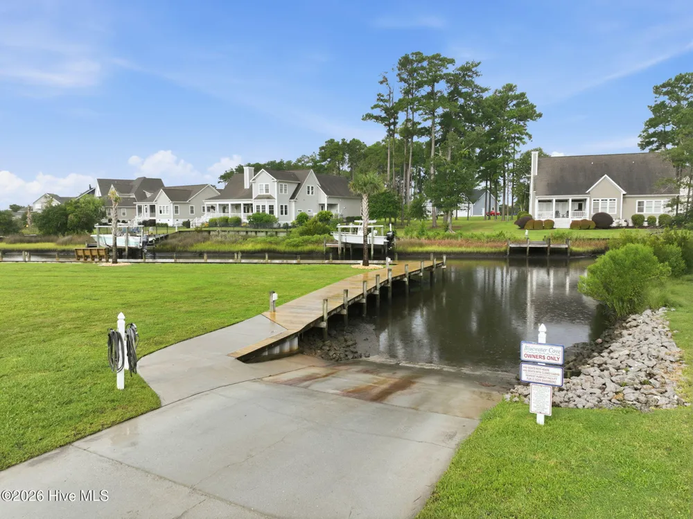 112 White Heron Lane Swansboro, NC 28584