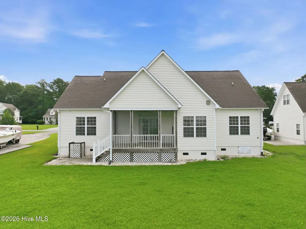 112 White Heron Lane Swansboro, NC 28584