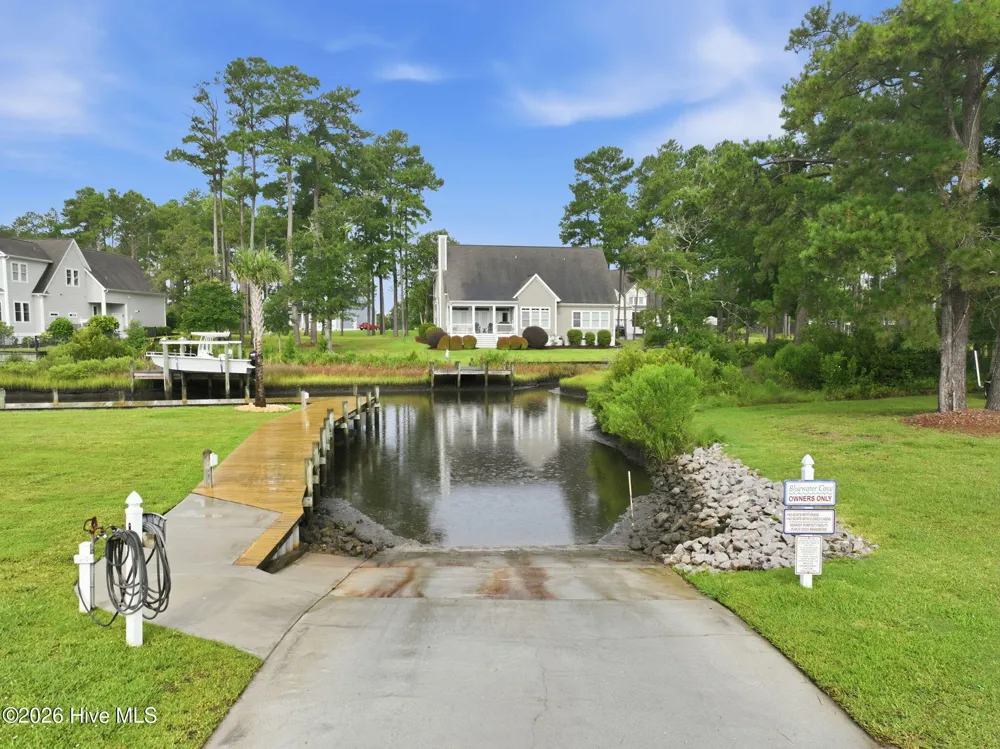 112 White Heron Lane Swansboro, NC 28584