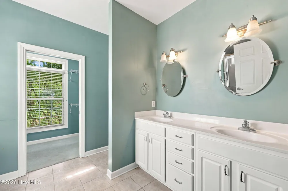 112 White Heron Lane Swansboro, NC 28584
