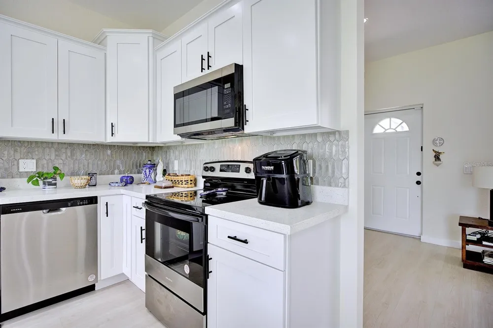 109 FIRE ISLAND AVENUE NE Lake Placid, FL 33852
