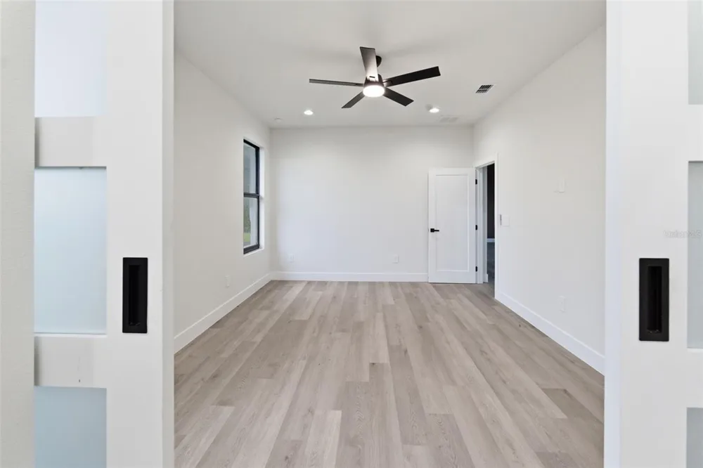 7224 GRANADA BOULEVARD Sebring, FL 33872
