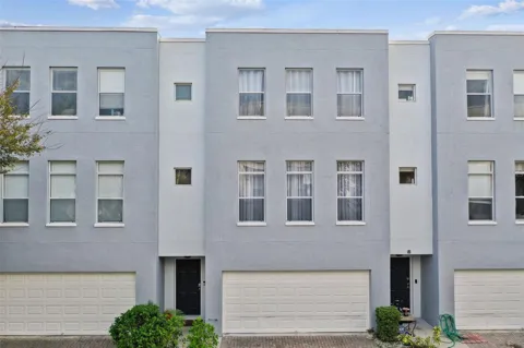 4516 BAY SPRING COURT