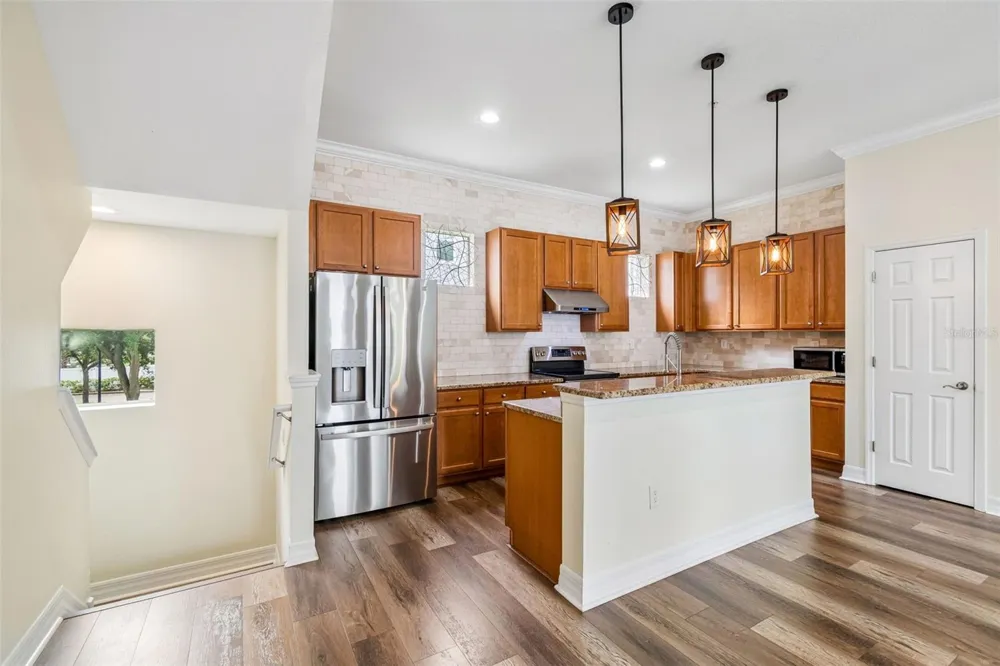 4516 BAY SPRING COURT Tampa, FL 33611