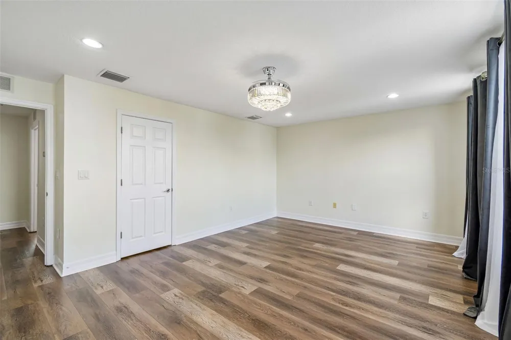 4516 BAY SPRING COURT Tampa, FL 33611