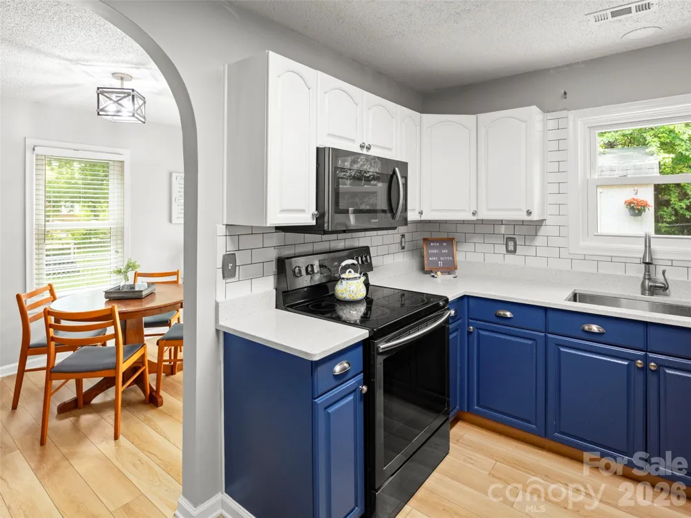 224 Clover Drive Fletcher, NC 28732