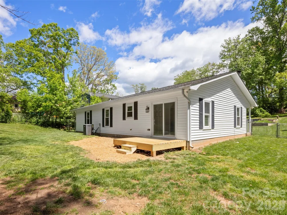224 Clover Drive Fletcher, NC 28732
