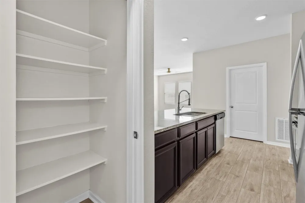 1028 White Birch Lane Brookshire, TX 77423