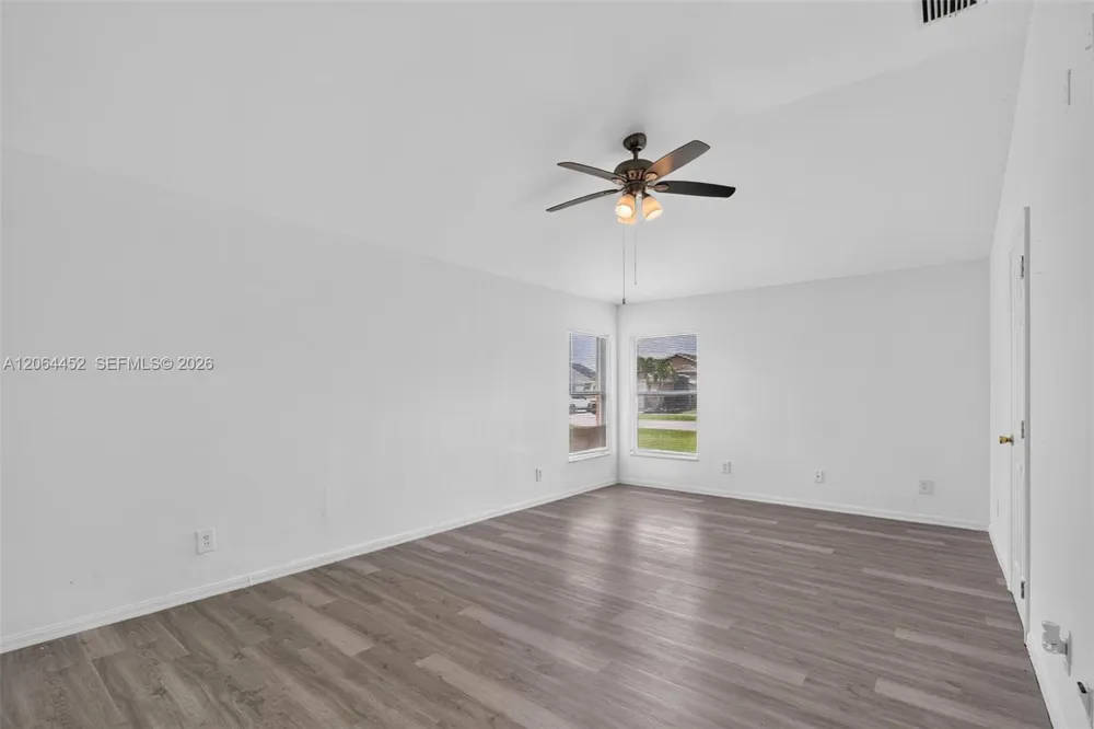 1502 Scholar CT Lehigh Acres, FL 33971