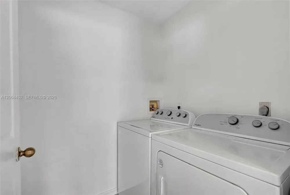 1502 Scholar CT Lehigh Acres, FL 33971