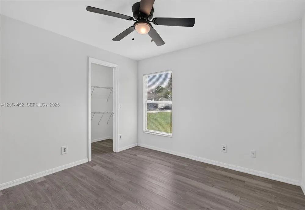 1502 Scholar CT Lehigh Acres, FL 33971