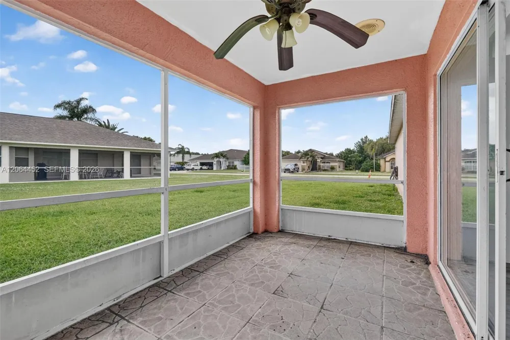 1502 Scholar CT Lehigh Acres, FL 33971