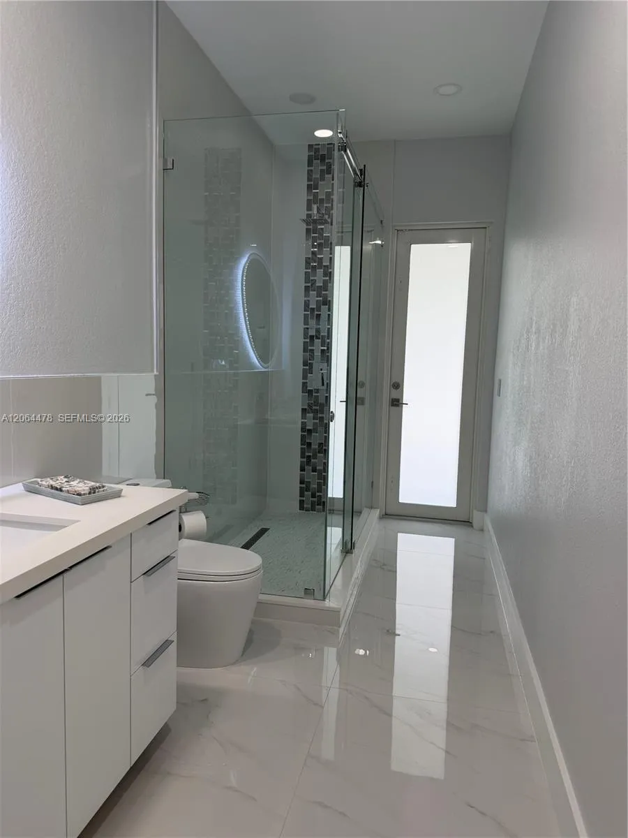 19690 SW 210th St Miami, FL 33187
