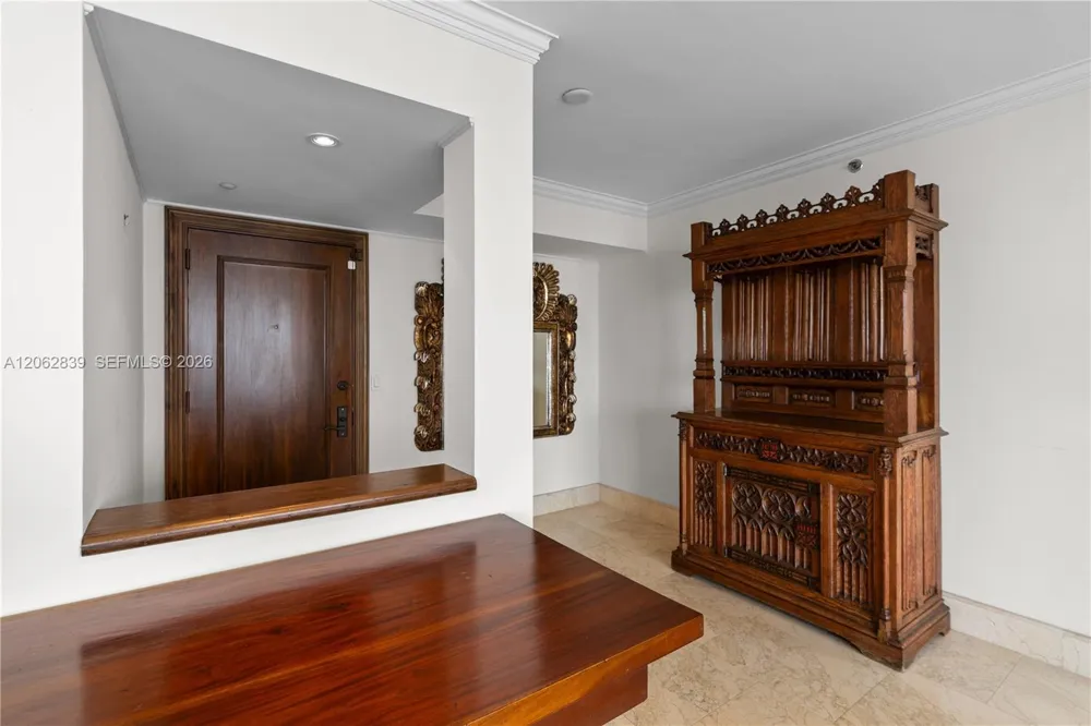 18911 Collins Ave #2103 Sunny Isles Beach, FL 33160