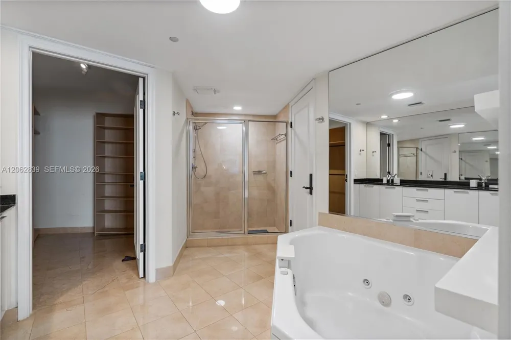18911 Collins Ave #2103 Sunny Isles Beach, FL 33160
