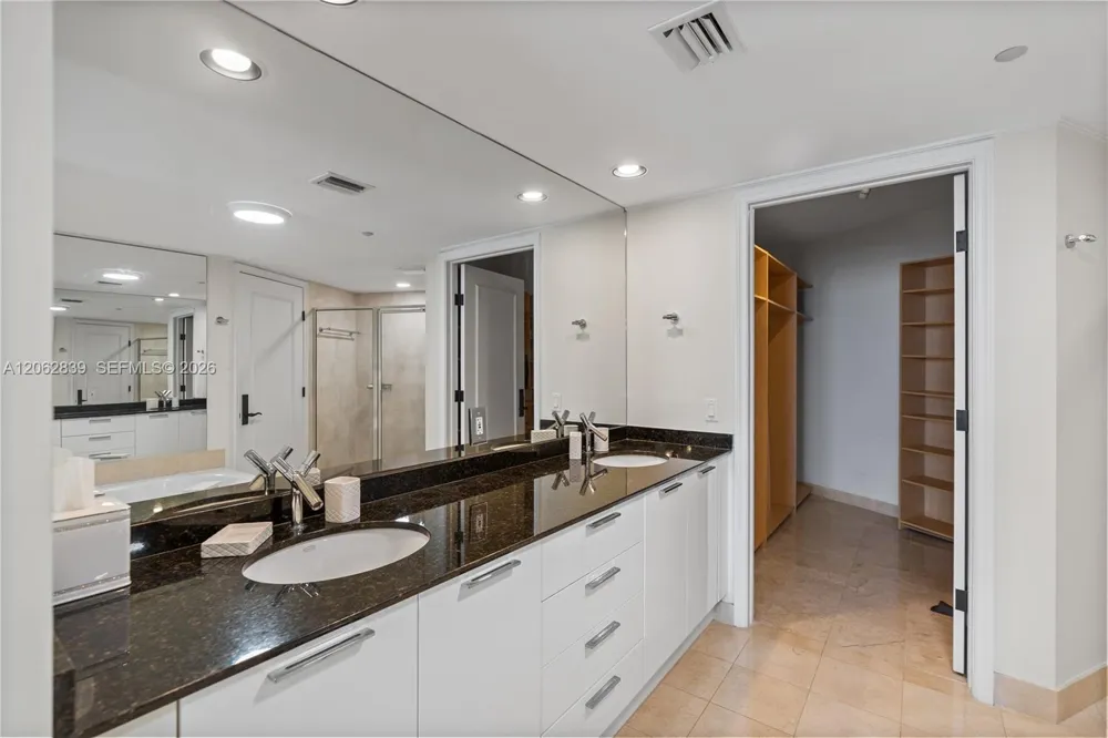 18911 Collins Ave #2103 Sunny Isles Beach, FL 33160