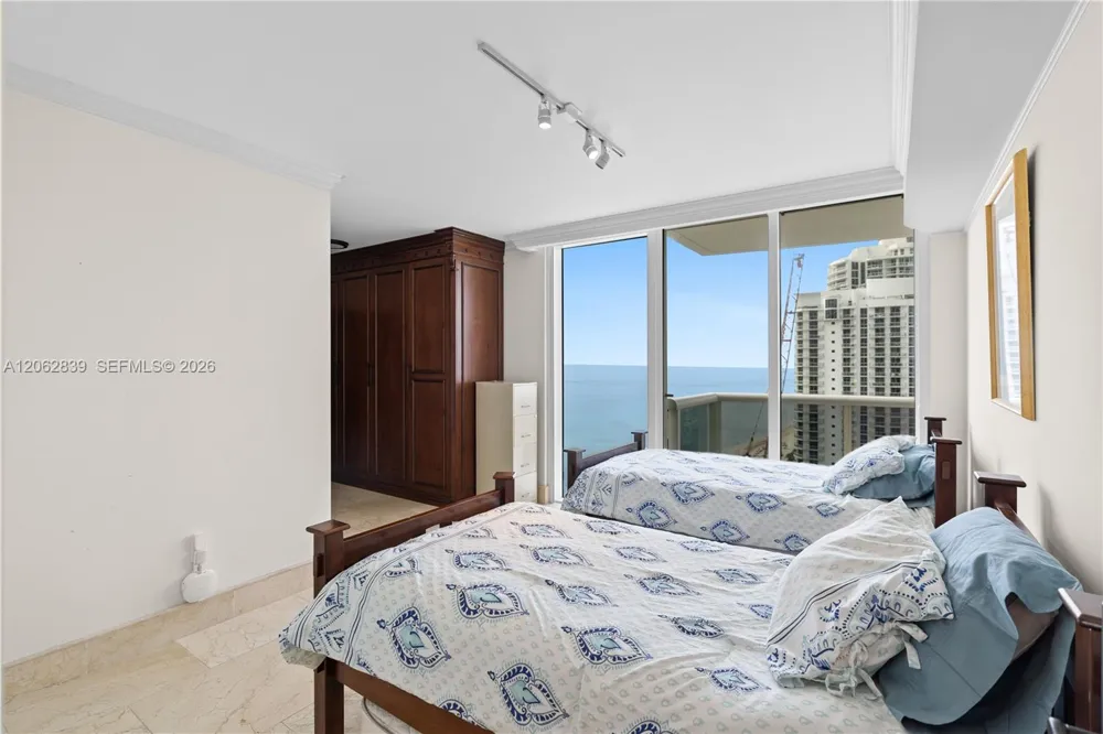 18911 Collins Ave #2103 Sunny Isles Beach, FL 33160