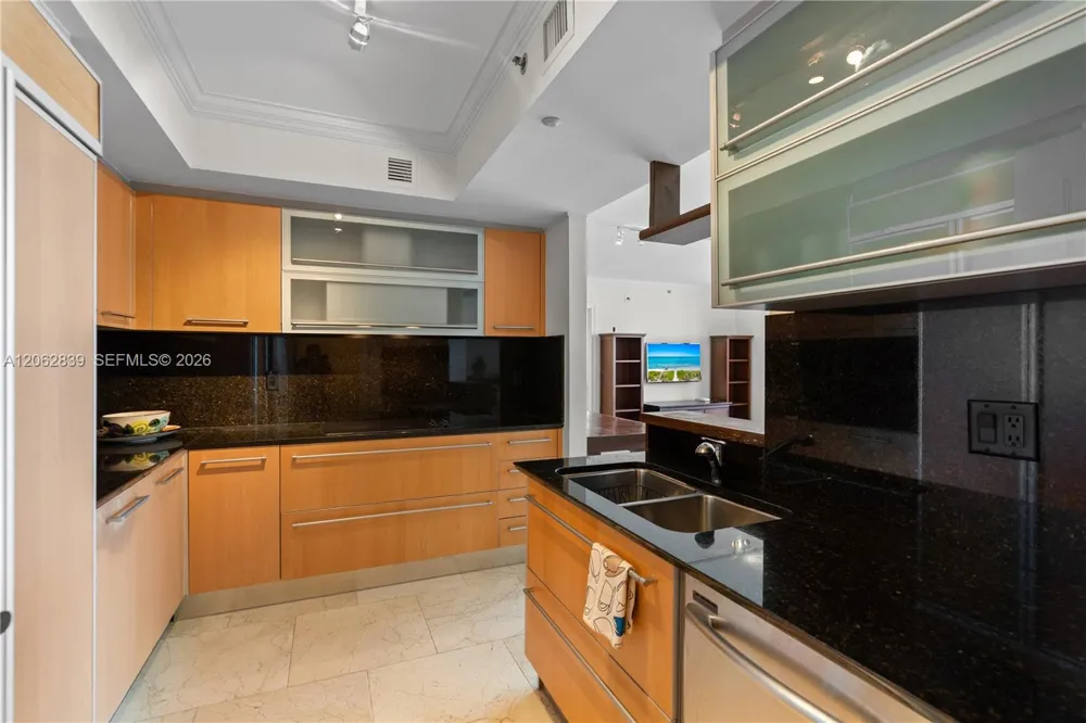 18911 Collins Ave #2103 Sunny Isles Beach, FL 33160
