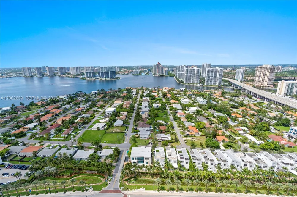 18911 Collins Ave #2103 Sunny Isles Beach, FL 33160