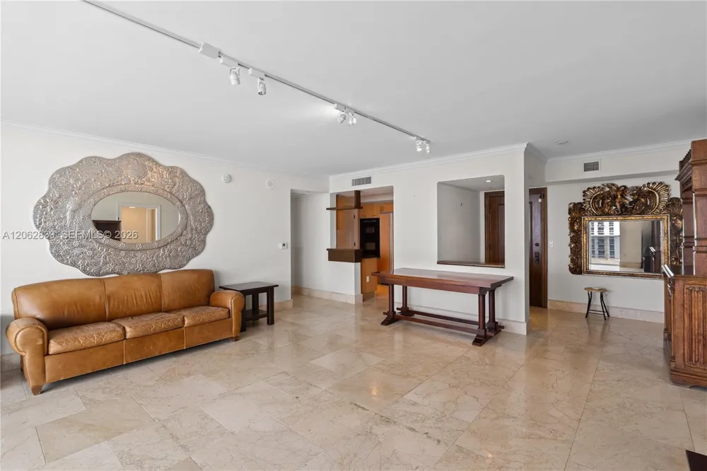 18911 Collins Ave #2103 Sunny Isles Beach, FL 33160