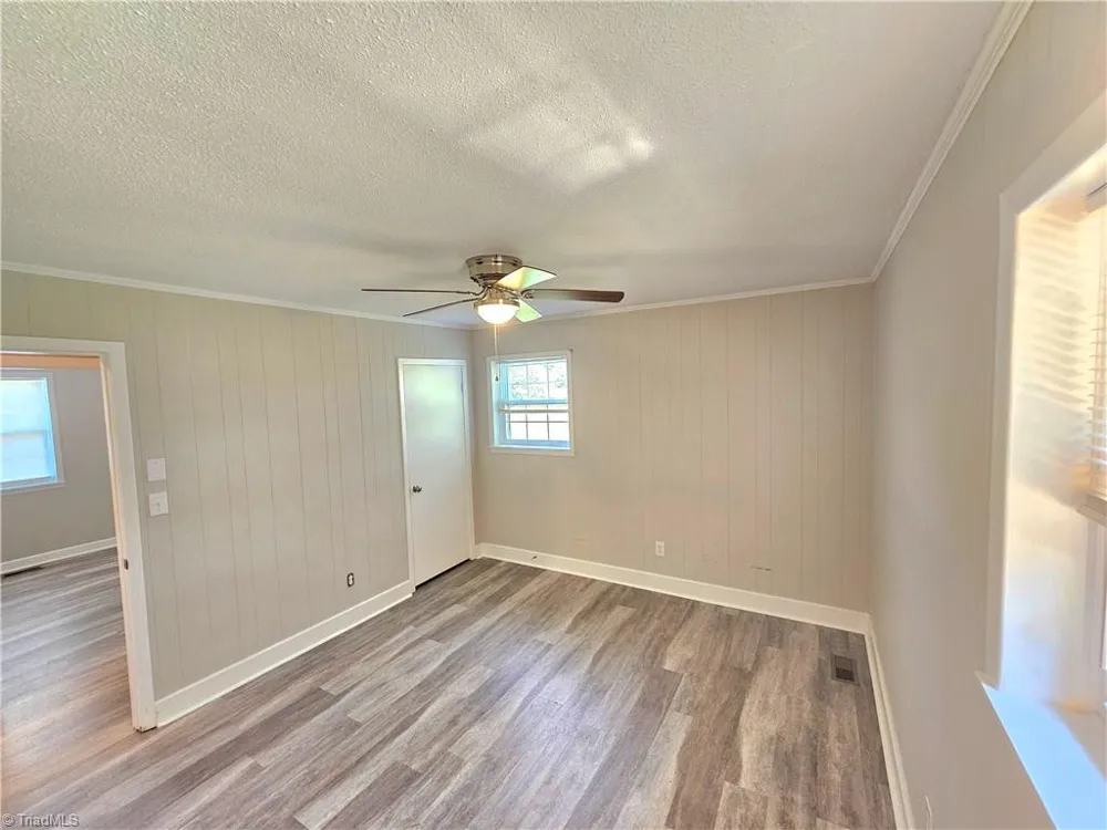 118 Pickshin Avenue Dobson, NC 27017