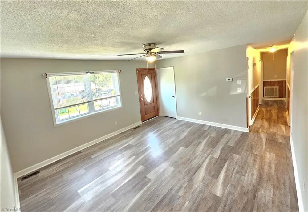 118 Pickshin Avenue Dobson, NC 27017