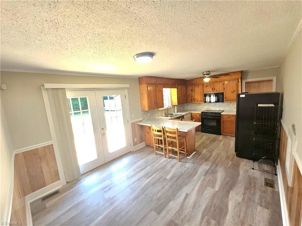118 Pickshin Avenue Dobson, NC 27017
