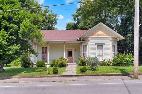 709 Belmont Ave