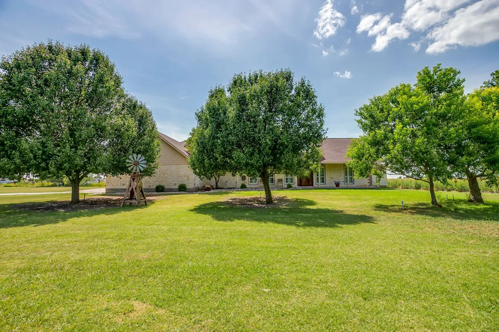 7921 County Road 915b Joshua, TX 76058