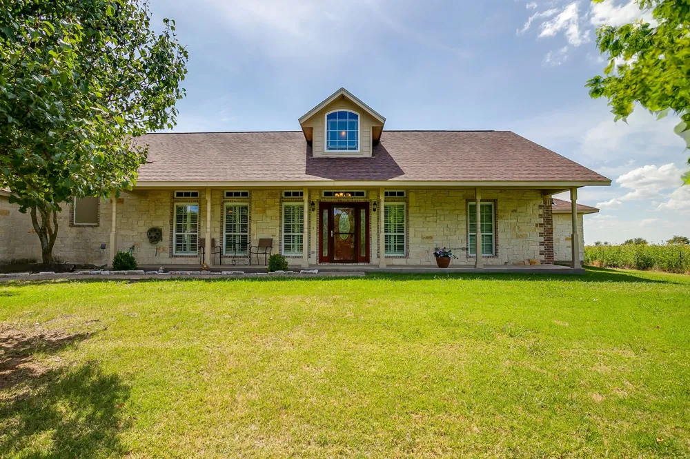 7921 County Road 915b Joshua, TX 76058