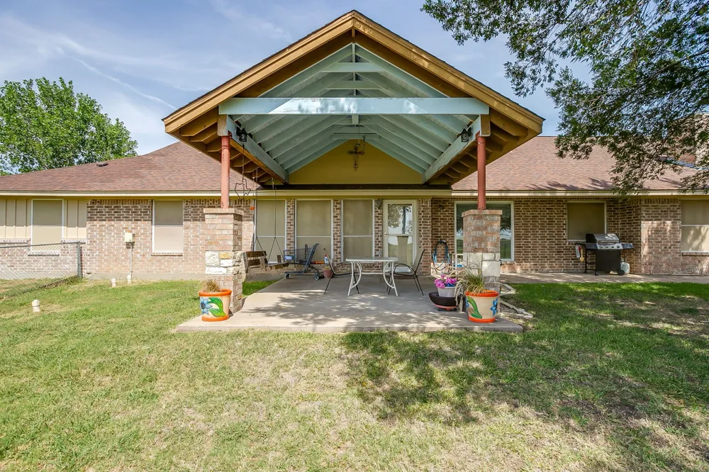7921 County Road 915b Joshua, TX 76058