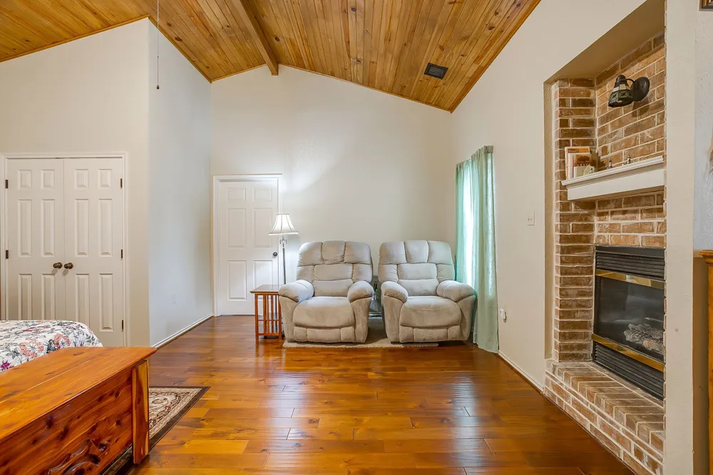 7921 County Road 915b Joshua, TX 76058