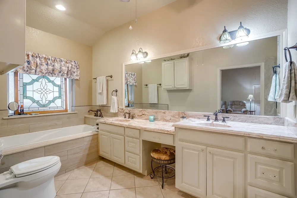 7921 County Road 915b Joshua, TX 76058