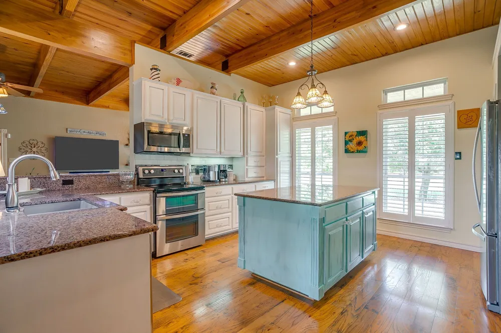 7921 County Road 915b Joshua, TX 76058