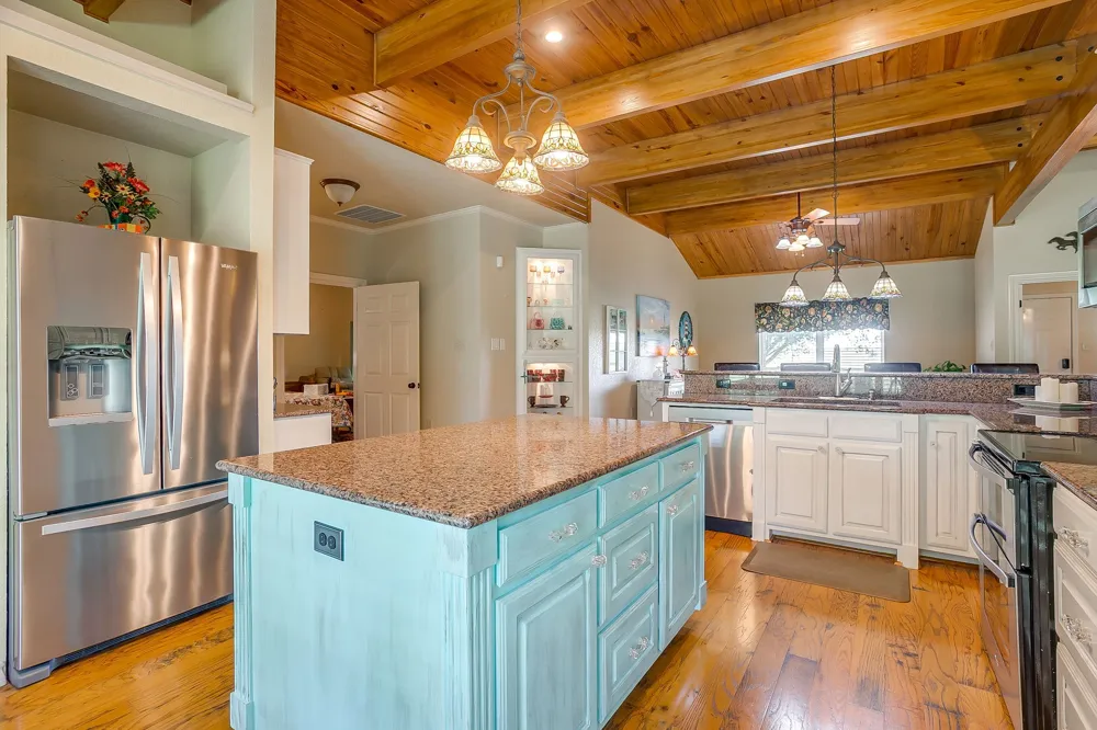 7921 County Road 915b Joshua, TX 76058