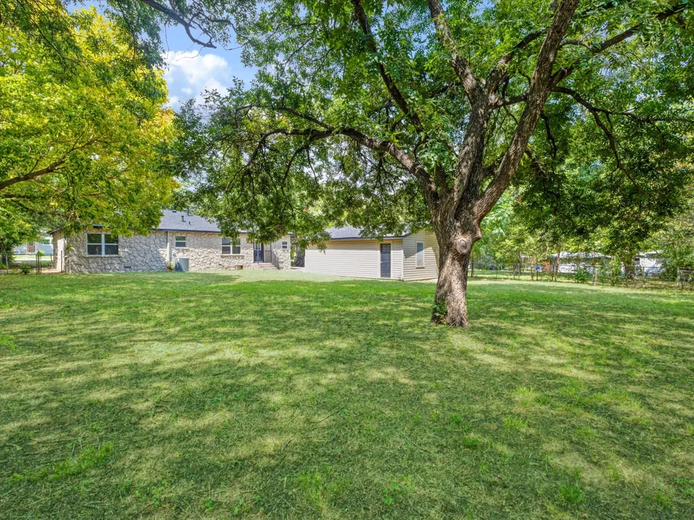 8837 Claiborn Street Lakeside, TX 76135